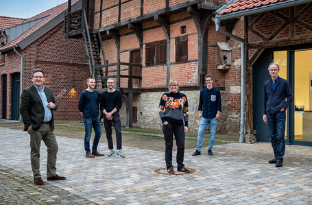 'Gruppenbild Abschluss Gestalter im Handwerk